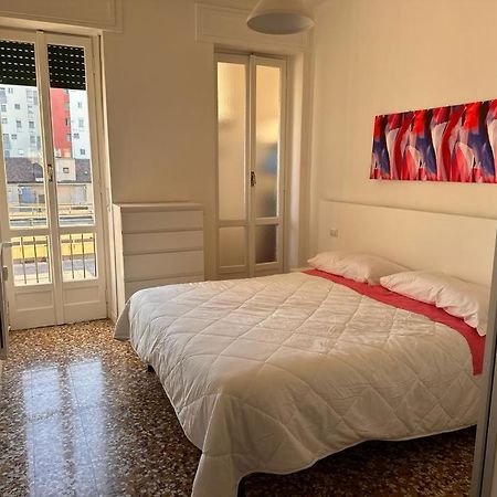 Kibilu - Via Lomellina Mm Argonne - Linate Airport Apartment Milan Exterior photo